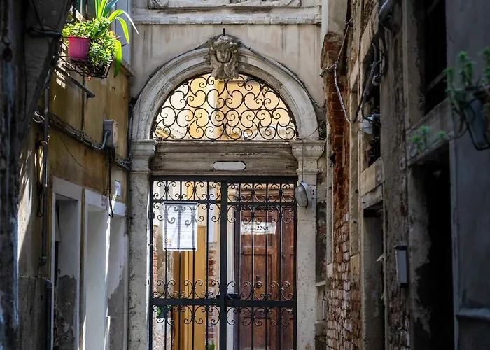 Arsenale Biennale * ונציה